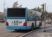 Из-за разбитой дороги два автобусных маршрута временно изменены в Павлодаре