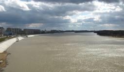 Зловонные стоки протекли в Семее и попали в Иртыш, откуда берут воду Экибастуз и Павлодар