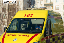 Пострадавшим в десятке ДТП, произошедших в Павлодарской области на выходных, потребовалась помощь медиков