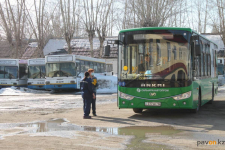 Водители павлодарского автопарка взбунтовались против нынешних условий работы