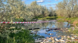 Малолетний ребенок утонул в яме с водой в Экибастузе