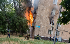 Девушка погибла в Павлодаре, выпрыгнув из окна многоэтажки при пожаре