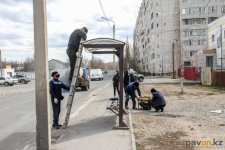 В Павлодаре 120 автобусных павильонов нуждаются в ремонте