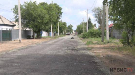 Без асфальта и водопровода: жители частного сектора в Павлодаре требуют исправить недоделки