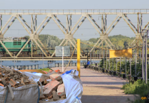 Павлодарцы вывозили строительный мусор на набережную и Гусиный перелет