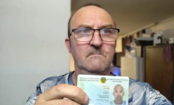 Был "невидимкой". 48-летний павлодарец впервые получил документ, а вместе с ним и штраф