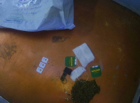 В Павлодаре осужденному пытались передать SIM-карты в чайных пакетиках