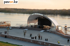 На главной павлодарской сцене обновили LED-экраны