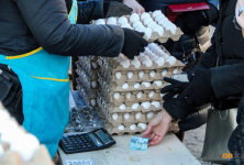 Продукцией от местных фермеров смогли закупиться павлодарцы в шаговой доступности от дома