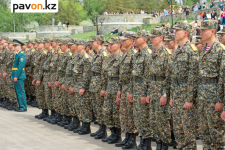 Солдатская каша, четвероногие полицейские и военный парад: как павлодарцы отпраздновали 7 мая (фото)
