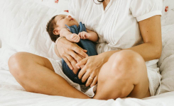 Пятые домашние роды за три месяца приняли медики павлодарской станции скорой помощи